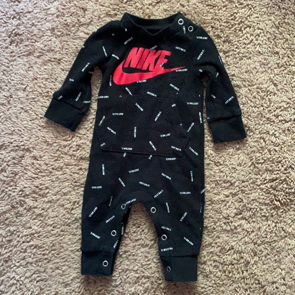 Nike Other - Nike Newborn Thermal One Piece